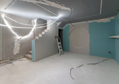 Photo 04 du chantier Boulevard Saint-Germain pour la création de cloisons dans une boutique de carrelage