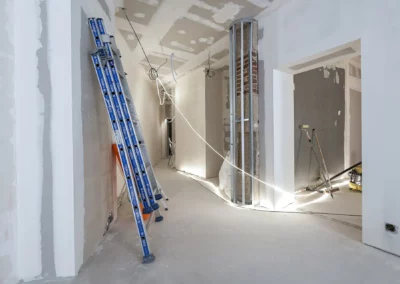 Photo 08 du chantier Boulevard Saint-Germain pour la création de cloisons dans une boutique de carrelage